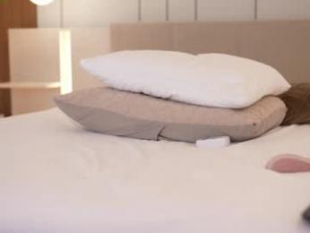 dovia webcam model stream image