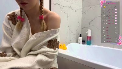 Avroramy webcam cam4 model stream image