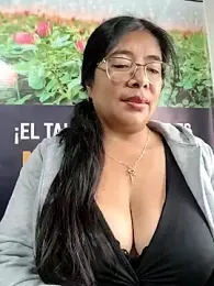 __valentina18 webcam model stream image