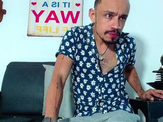 Tan Shavey webcam flirt4free model stream image