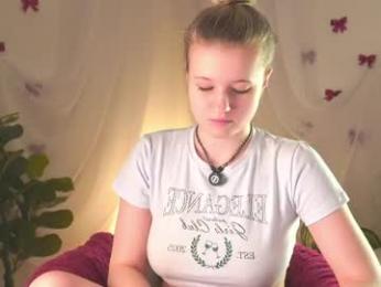 emilyhewell webcam chaturbate model stream image