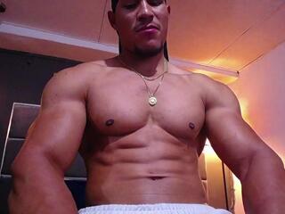 Teddy Fit webcam model stream image