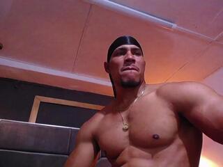 Teddy Fit webcam model stream image