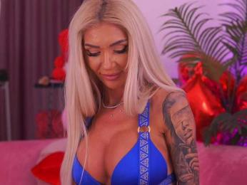 TheFallingAngel webcam model stream image