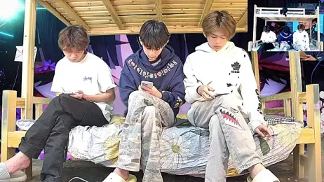 xiaohuangren01 webcam stripchat model stream image