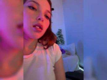 _Q_ webcam bongacams model stream image