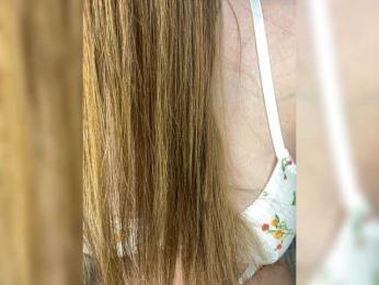 lovely-V webcam bongacams model stream image