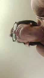 Penele webcam model stream image