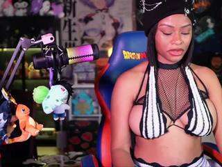 lovenzia webcam camsoda model stream image