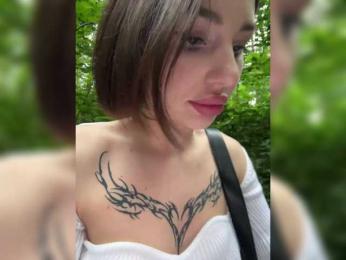 BabyDarii bongacams stream image