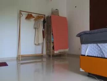 my_mia_ chaturbate stream image, 30.06.2025 05:20