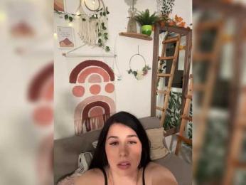 Happy_Doll bongacams stream image