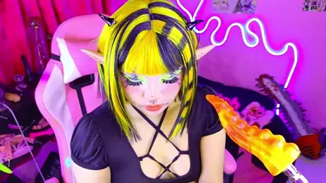 LaytonBox stripchat stream image, 07.07.2025 23:20