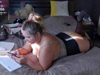 FLUFFY_BEAUTY bongacams stream image, 23.07.2025 11:40