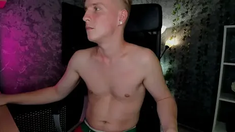 AlexxSweet stripchat stream image, 01.08.2025 09:00