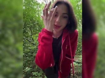 BabyDarii bongacams stream image