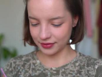 my_mia_ chaturbate stream image, 08.08.2025 12:10