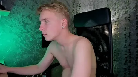 AlexxSweet stripchat stream image, 17.08.2025 06:40