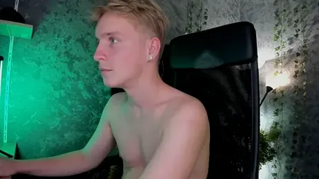 AlexxSweet stripchat stream image, 17.08.2025 06:40