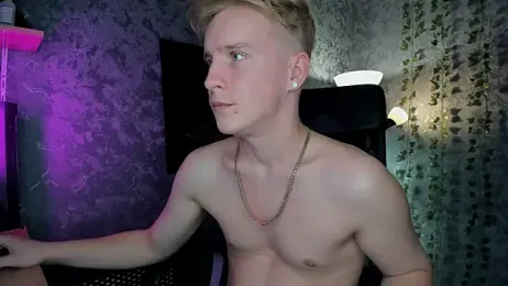 AlexxSweet stripchat stream image, 30.08.2025 08:00