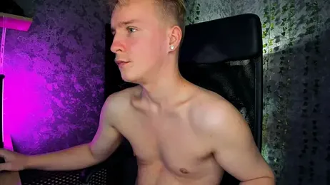 AlexxSweet stripchat stream image, 21.09.2025 06:50