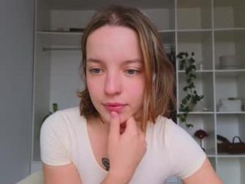 my_mia_ chaturbate stream image, 29.09.2025 09:20