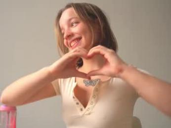 my_mia_ chaturbate stream image, 29.09.2025 09:20