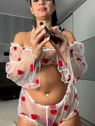 _adelle stripchat stream image, 19.10.2025 06:00