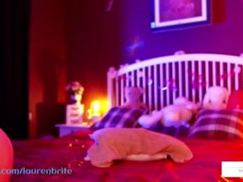 laurenbrite chaturbate stream image, 21.02.2025 22:00