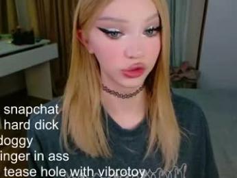 _paprika chaturbate stream image, 17.11.2025 22:00