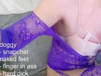 _paprika chaturbate stream image, 21.12.2025 23:40