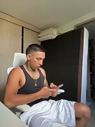 sendfer stripchat stream image, 23.12.2025 21:20