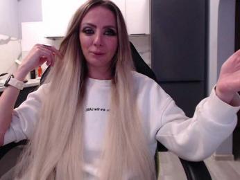 blondalina bongacams stream image