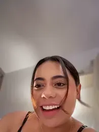 Aryrosee stripchat stream image