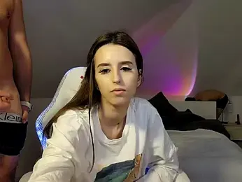-Yummybabes- stripchat stream image, 03.03.2025 18:00