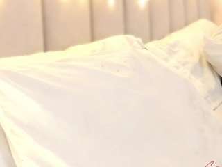 foxy-boobs camsoda stream image