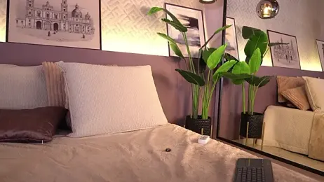 ElleDiane stripchat stream image