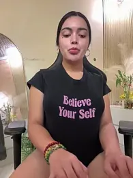 TS-SimplyTheBest stripchat stream image