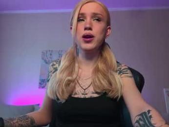 twiinkie_pie chaturbate stream image