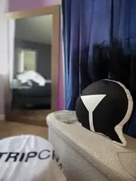 lovely_beast stripchat stream image