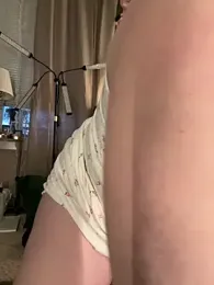 GingerSnap33 stripchat stream image