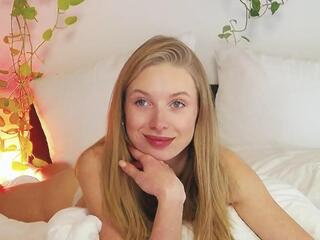 Emma Wilde flirt4free stream image