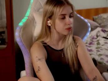 ho1yh01e chaturbate stream image