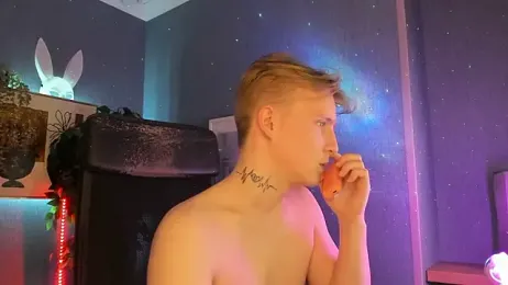 AlexxSweet stripchat stream image, 13.03.2026 07:00