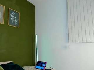 karlyee camsoda stream image