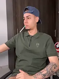 bigryann23 stripchat stream image