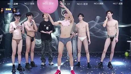 MS-180- stripchat stream image