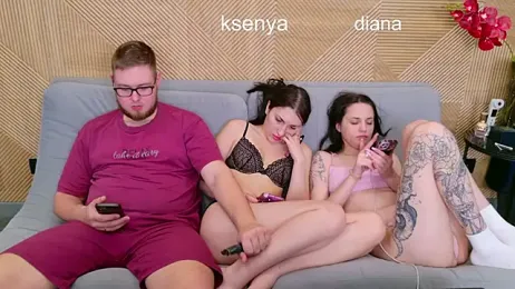 Ksenny stripchat stream image