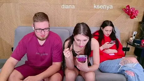 Ksenny stripchat stream image