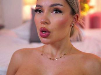 ArtTeasee bongacams stream image